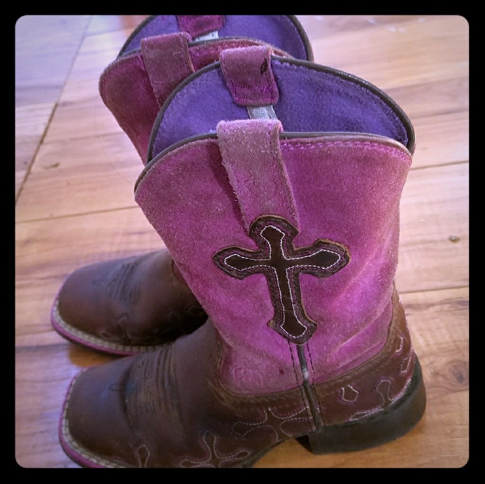 Girls Ariat boots